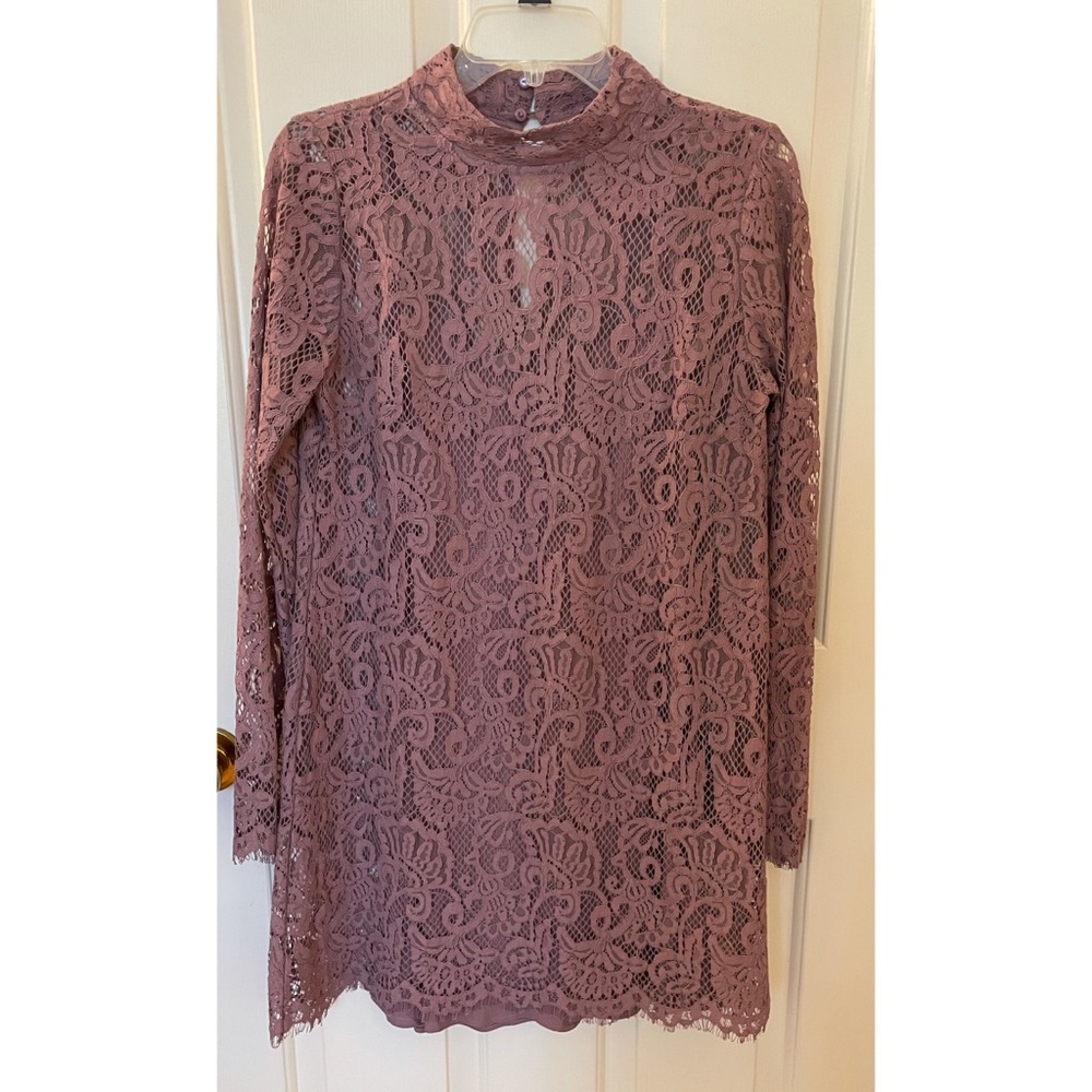 Dusty rose long sleeve lace dress
